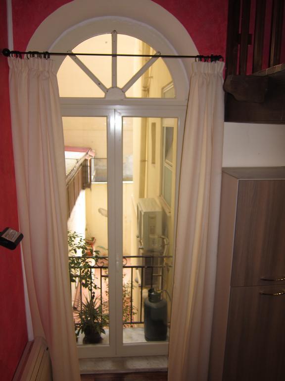 Apartament Trilocale Al Politeama - Zyz Palermo Zewnętrze zdjęcie